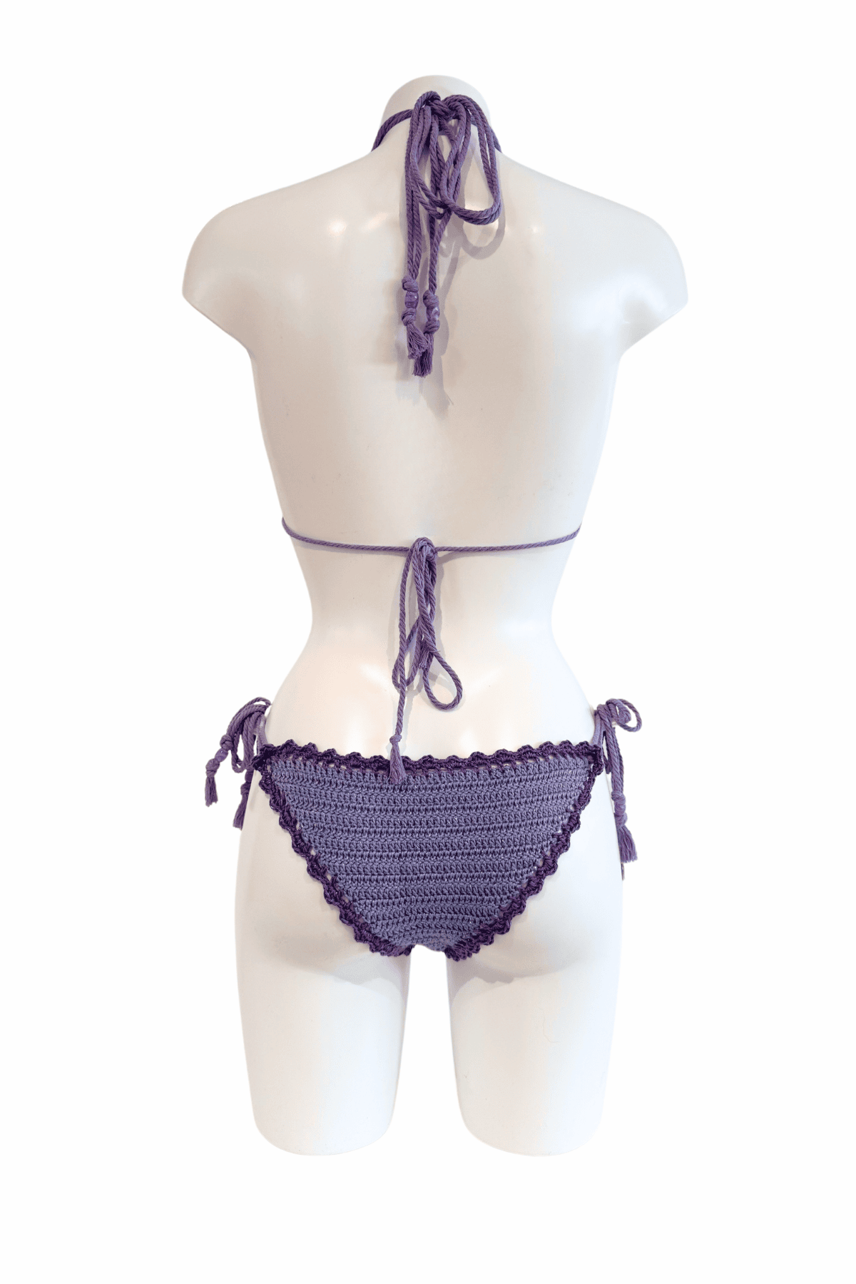 Violet Flamingo luxury crochet bikini, designed and handmade in Switzerland by RA LIVING – exclusive designer beachwear and swimwear for a stylish summer look.