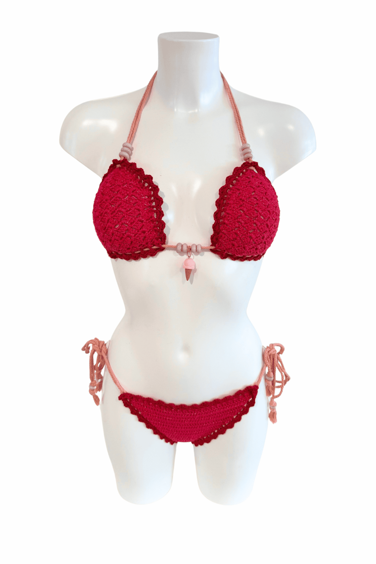 Pink luxury crochet bikini, designed and handmade in Switzerland by RA LIVING – exclusive designer beachwear and swimwear for a stylish summer look.