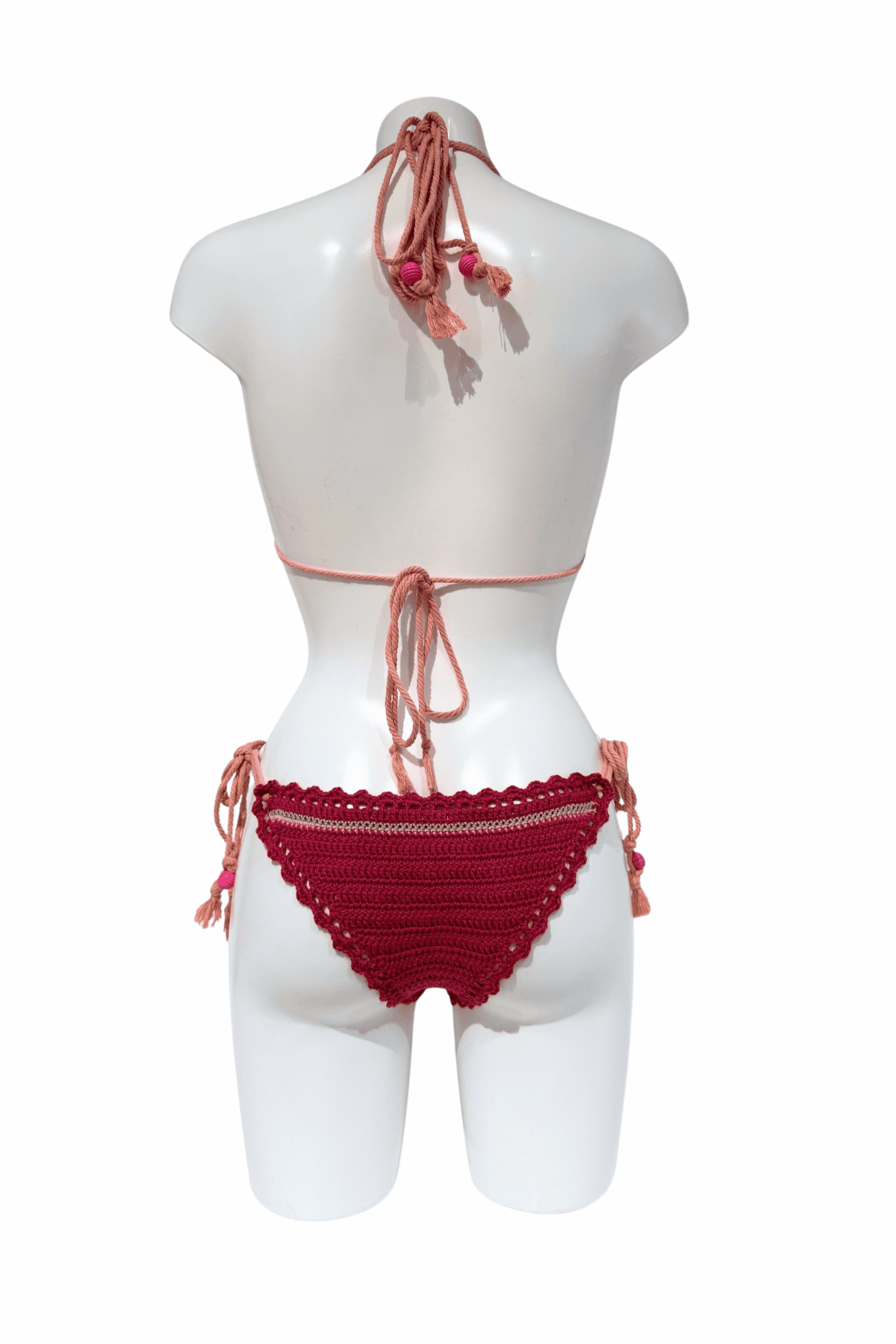 Pink Mouse luxury crochet bikini, designed and handmade in Switzerland by RA LIVING – exclusive designer beachwear and swimwear for a stylish summer look.