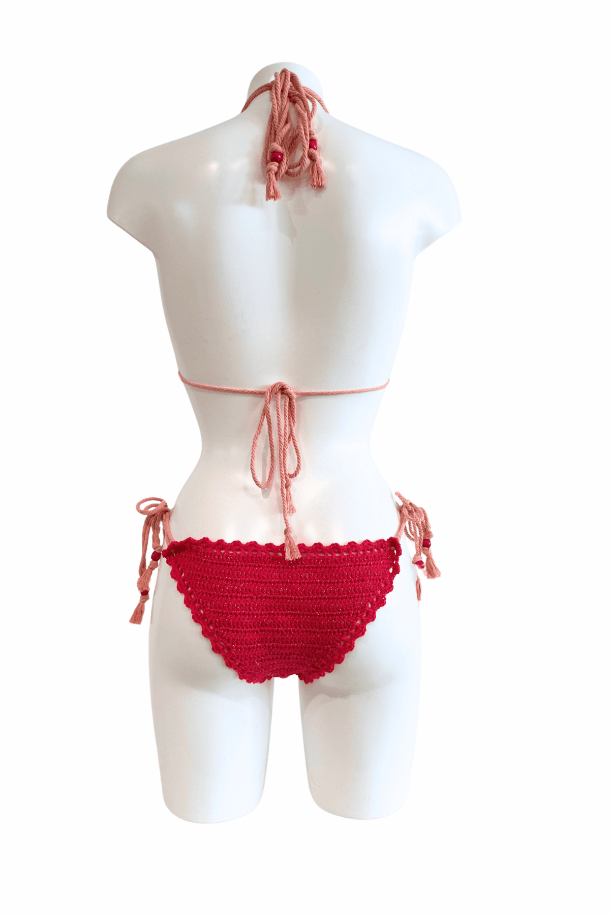 Pink luxury crochet bikini, designed and handmade in Switzerland by RA LIVING – exclusive designer beachwear and swimwear for a stylish summer look.