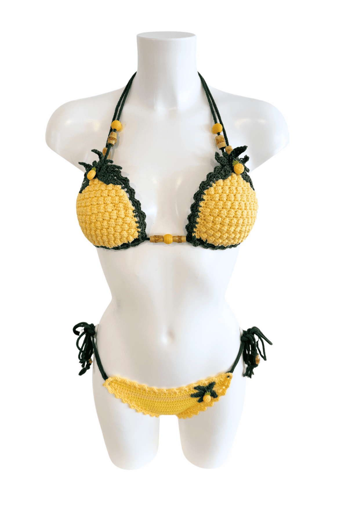 Pineapple luxury crochet bikini, designed and handmade in Switzerland by RA LIVING – exclusive designer beachwear and swimwear for a stylish summer look.