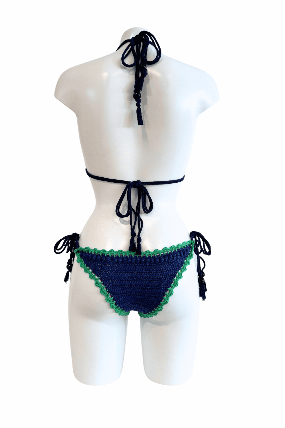 Blackberry luxury crochet bikini, designed and handmade in Switzerland by RA LIVING – exclusive designer beachwear and swimwear for a stylish summer look.