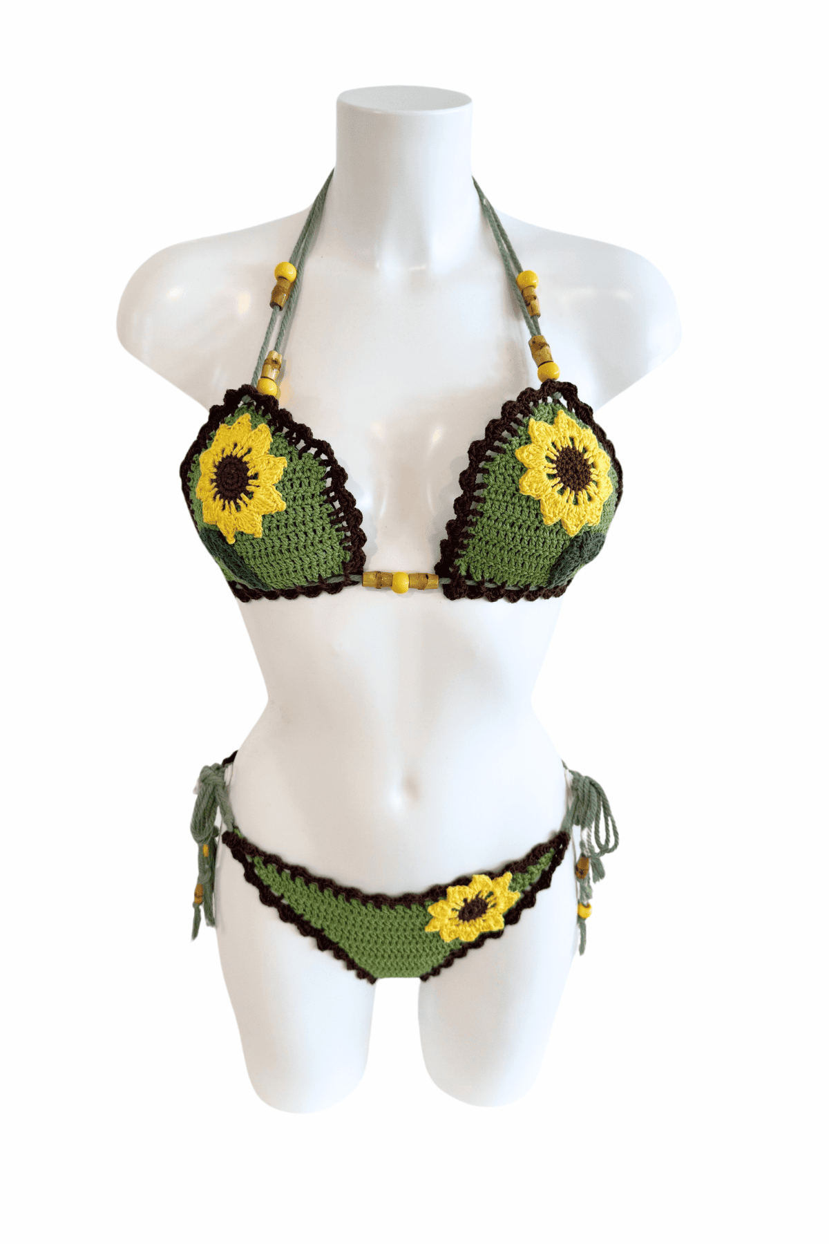 Sunflower luxury crochet bikini, designed and handmade in Switzerland by RA LIVING – exclusive designer beachwear and swimwear for a stylish summer look.