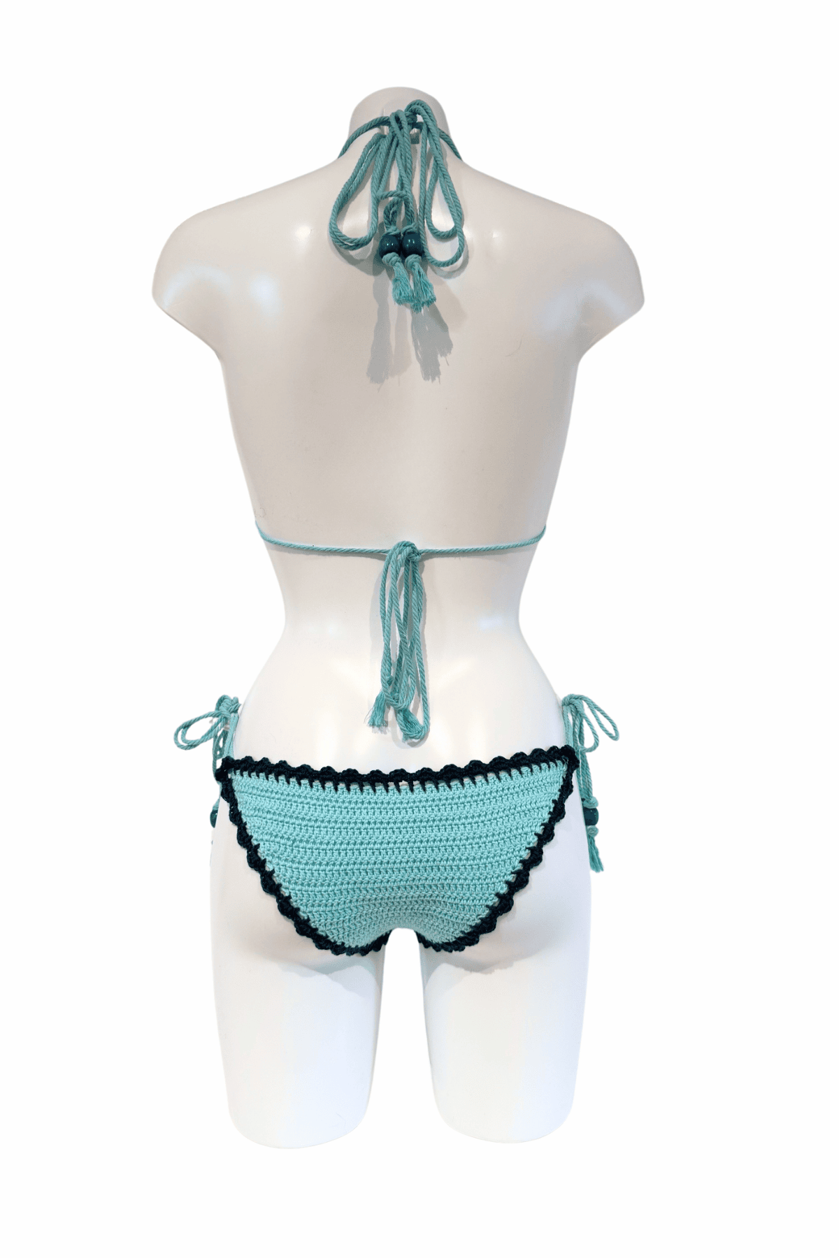 Cucumber luxury crochet bikini, designed and handmade in Switzerland by RA LIVING – exclusive designer beachwear and swimwear for a stylish summer look.