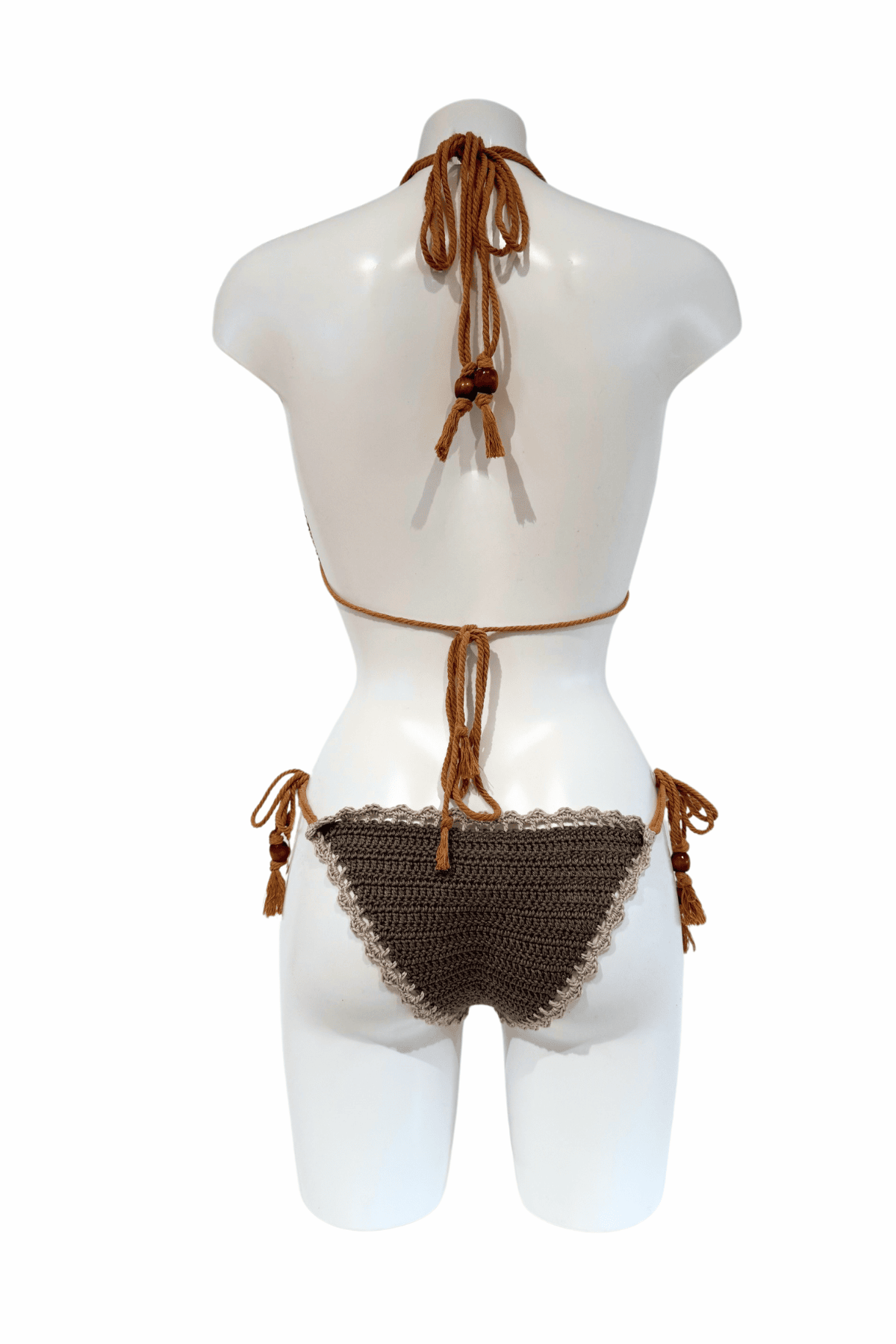 Brown Coconut luxury crochet bikini, designed and handmade in Switzerland by RA LIVING – exclusive designer beachwear and swimwear for a stylish summer look.