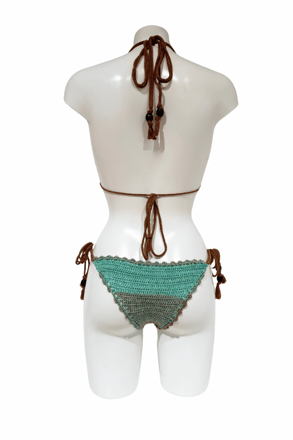 Classic Mint luxury crochet bikini, designed and handmade in Switzerland by RA LIVING – exclusive designer beachwear and swimwear for a stylish summer look.