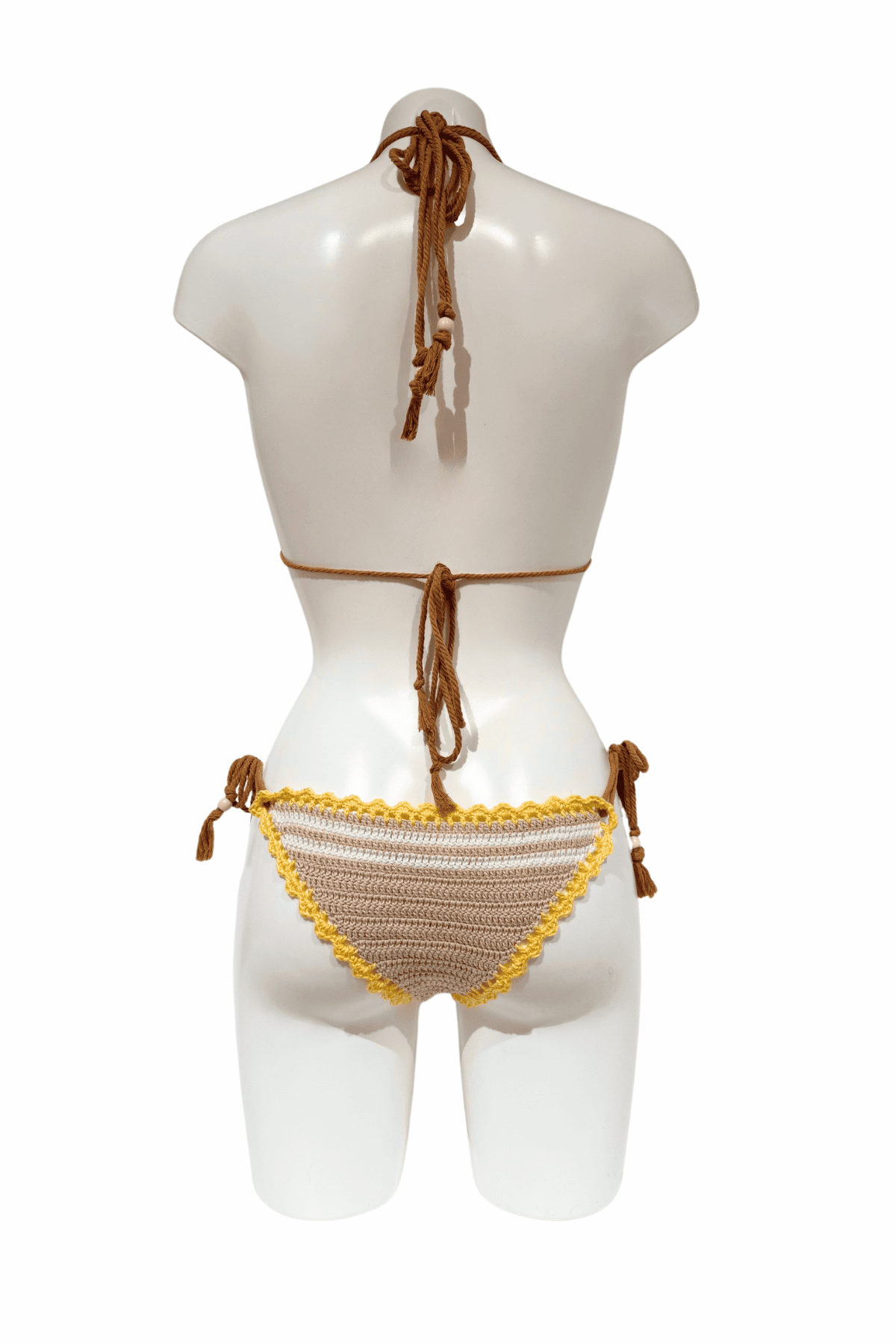Beige White Popcorn luxury crochet bikini, designed and handmade in Switzerland by RA LIVING – exclusive designer beachwear and swimwear for a stylish summer look.