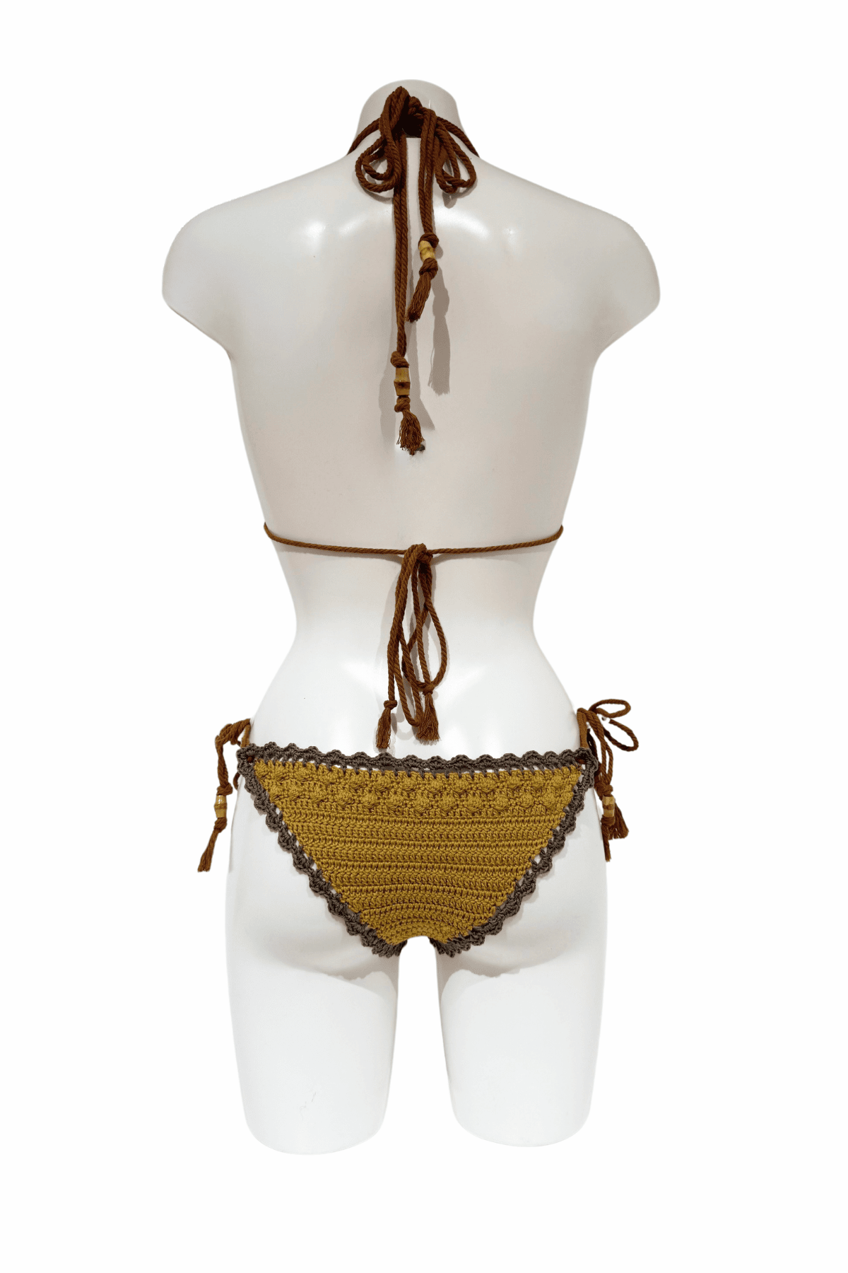 Classic Olive luxury crochet bikini, designed and handmade in Switzerland by RA LIVING – exclusive designer beachwear and swimwear for a stylish summer look.