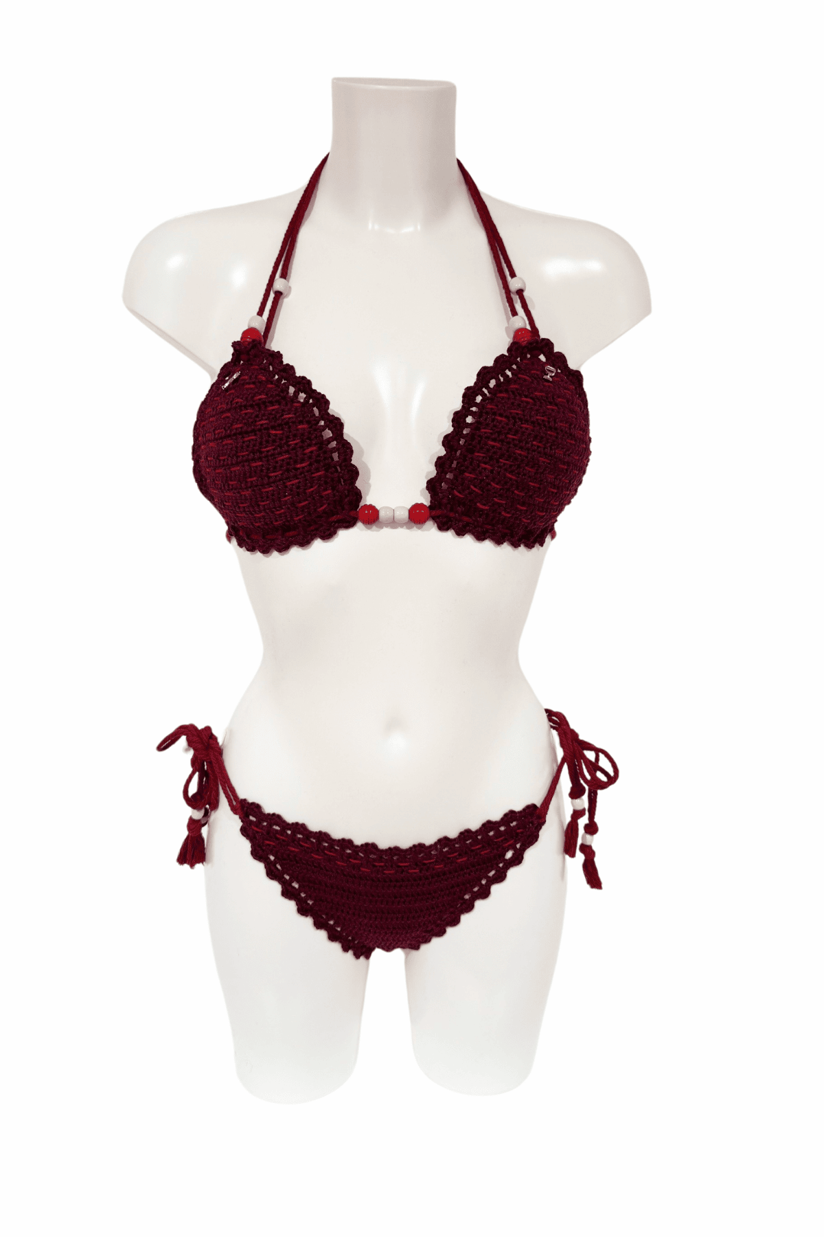 Classic Bordeaux luxury crochet bikini, designed and handmade in Switzerland by RA LIVING – exclusive designer beachwear and swimwear for a stylish summer look.