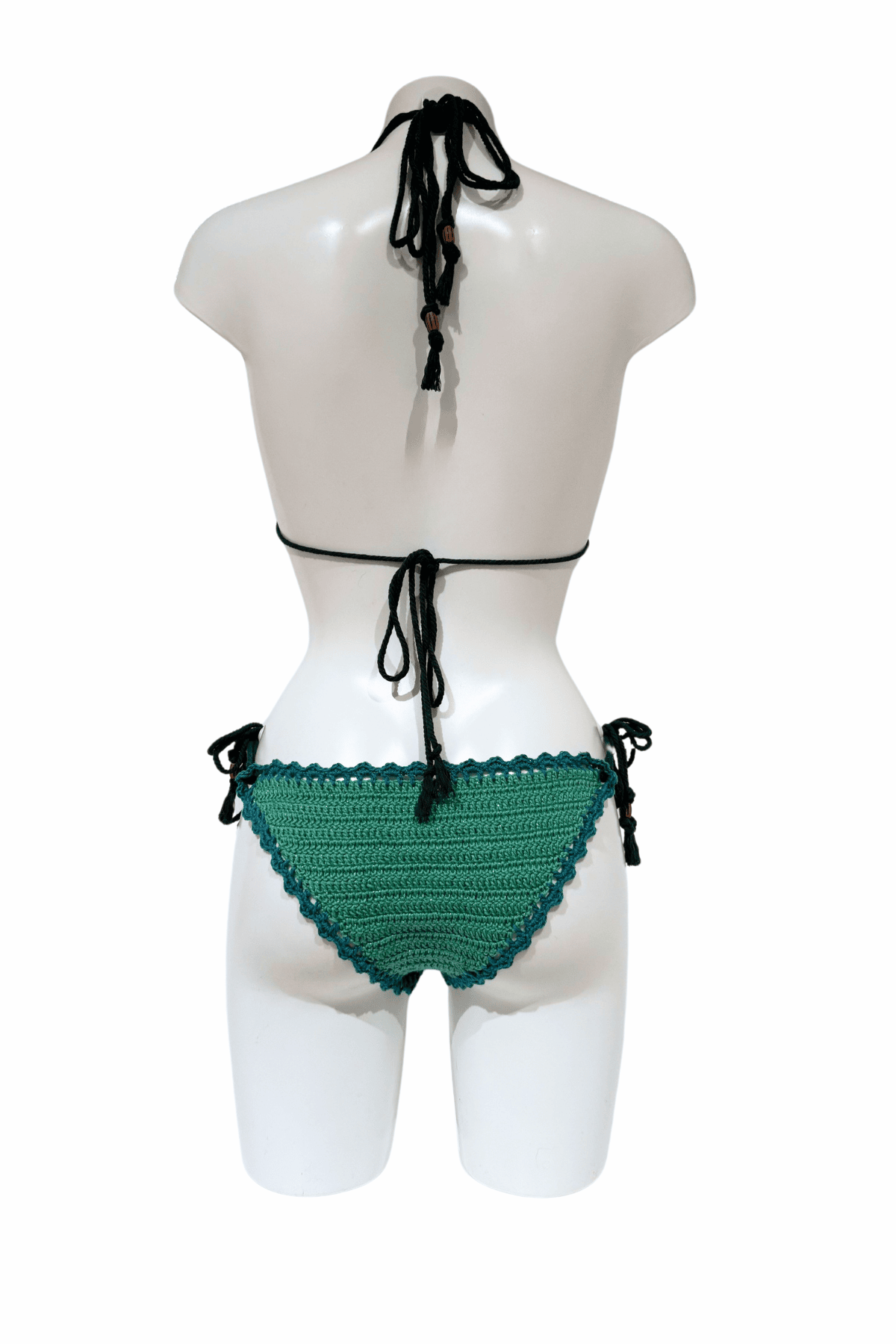 Classic Green luxury crochet bikini, designed and handmade in Switzerland by RA LIVING – exclusive designer beachwear and swimwear for a stylish summer look.