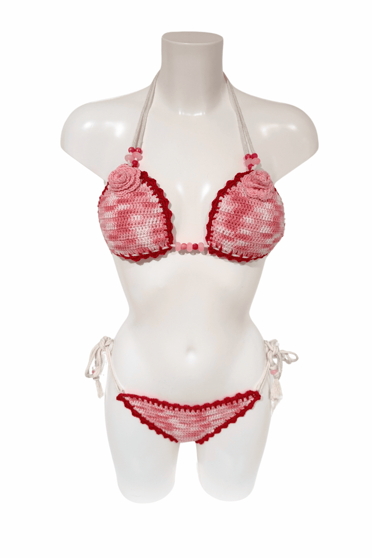 Pink Rose luxury crochet bikini, designed and handmade in Switzerland by RA LIVING – exclusive designer beachwear and swimwear for a stylish summer look.